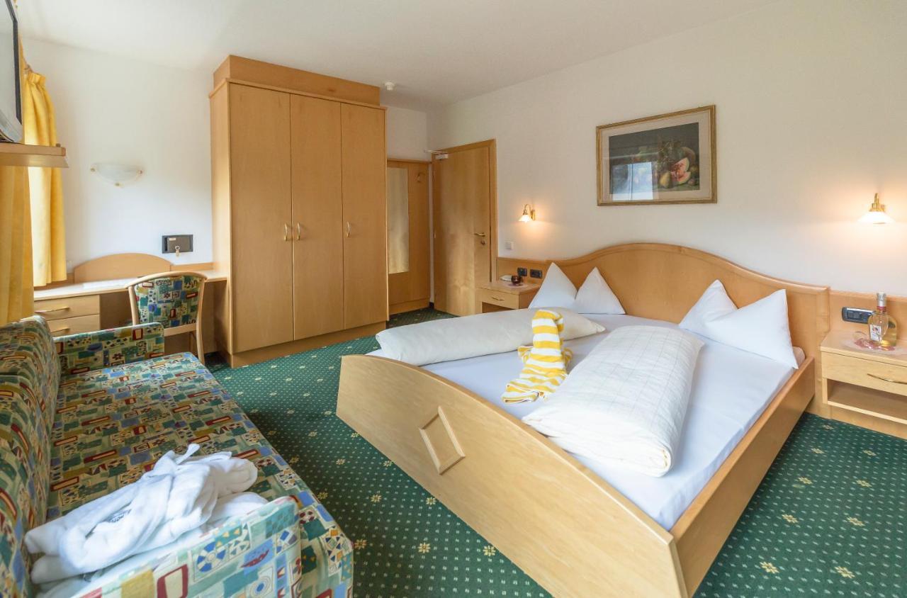 Hotel Maibad Віпітено Екстер'єр фото