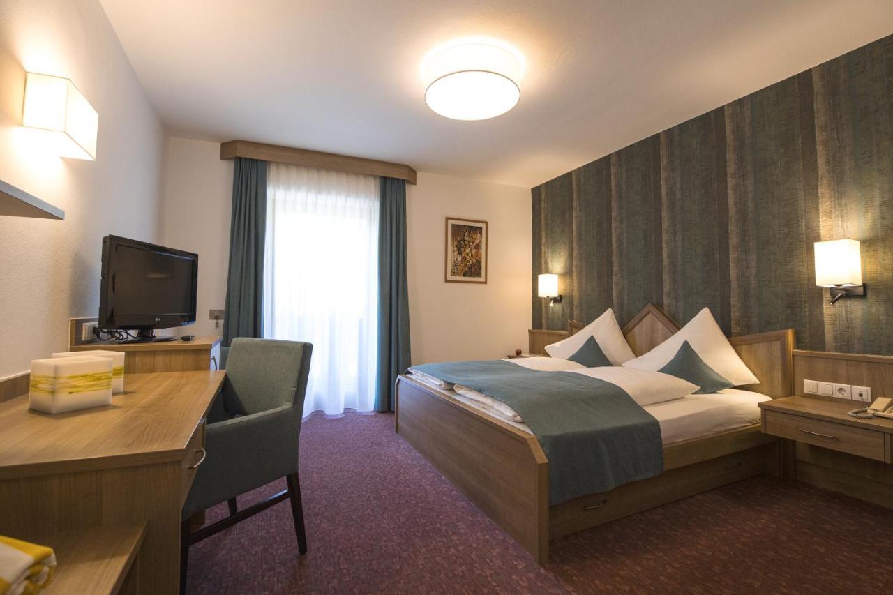 Hotel Maibad Віпітено Екстер'єр фото